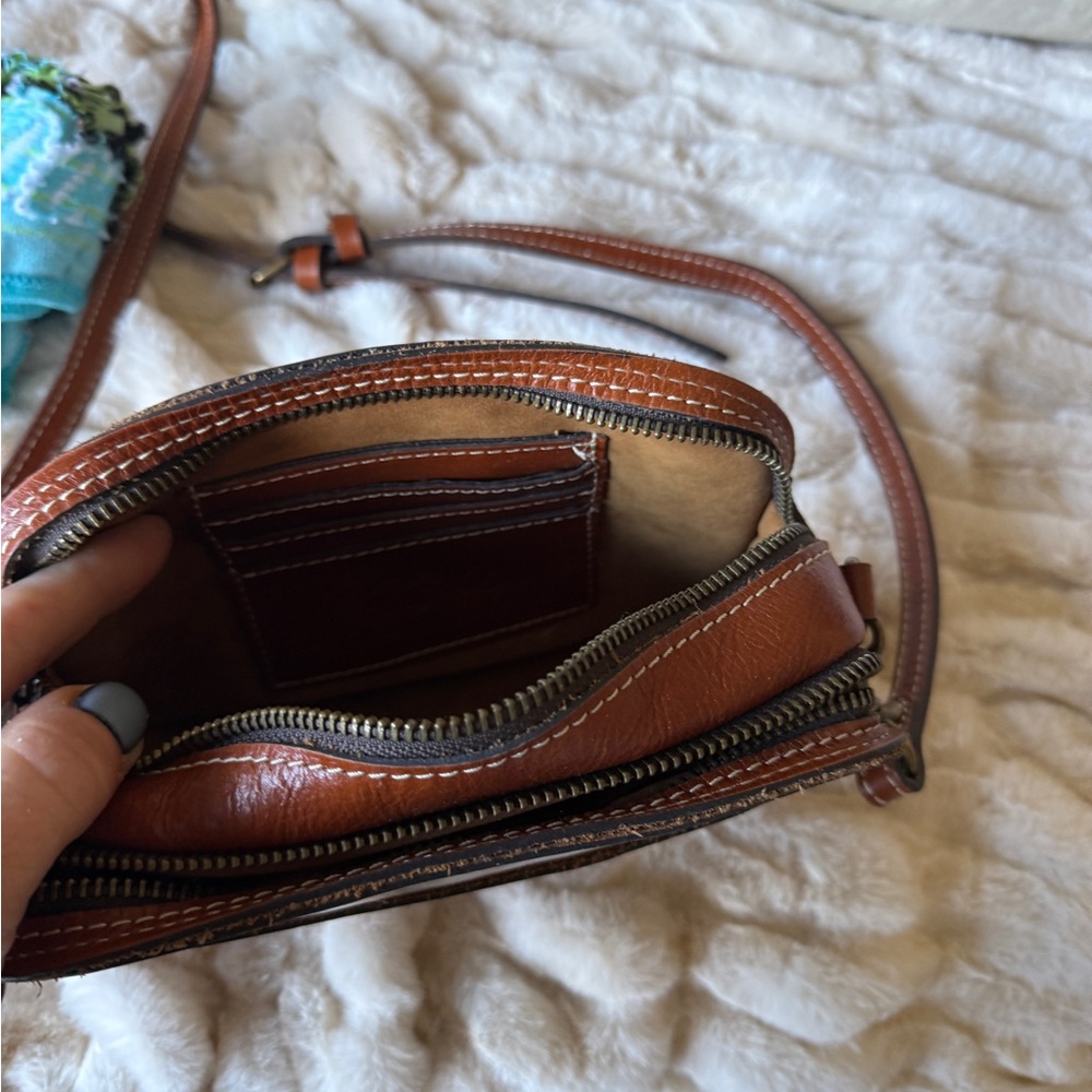 Patricia Nash Floral Tan and Brown Women's Bag - Picture 2 of 5